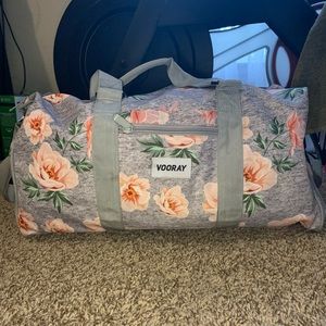 Vooray large duffel bag
